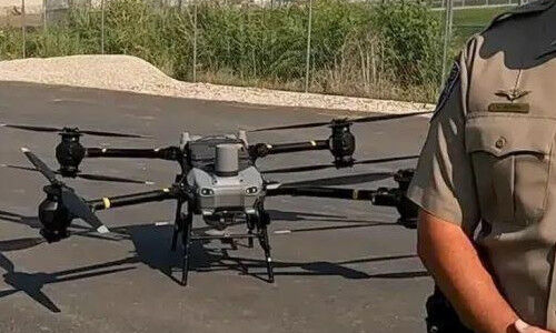 последние новости компании о Полиция штата Юта развернет грузовой дрон DJI FC30 для поиска и спасения