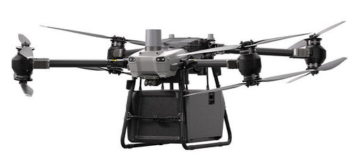 последние новости компании о FC30 привязанный дрон для очистки стены DJI FlyCart 30 привязанный дрон MYUAV max. Высота полета 240 м