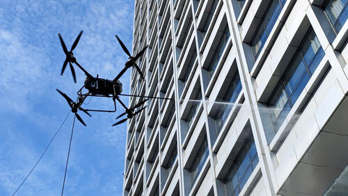 последние новости компании о MYUAV FC30X двойной привязанный 120 метров высотой очистки дрон