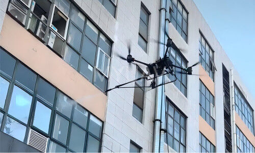последние новости компании о Двойной беспилотный беспилотник MYUAV FC для воздушной чистки: стабильная звезда в работе с стиркой зданий